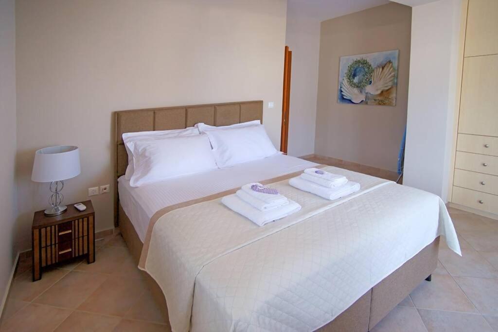 Kyparissia Luxury Home Eksteriør bilde